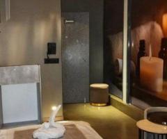 Royal Oak Spa In Gorai